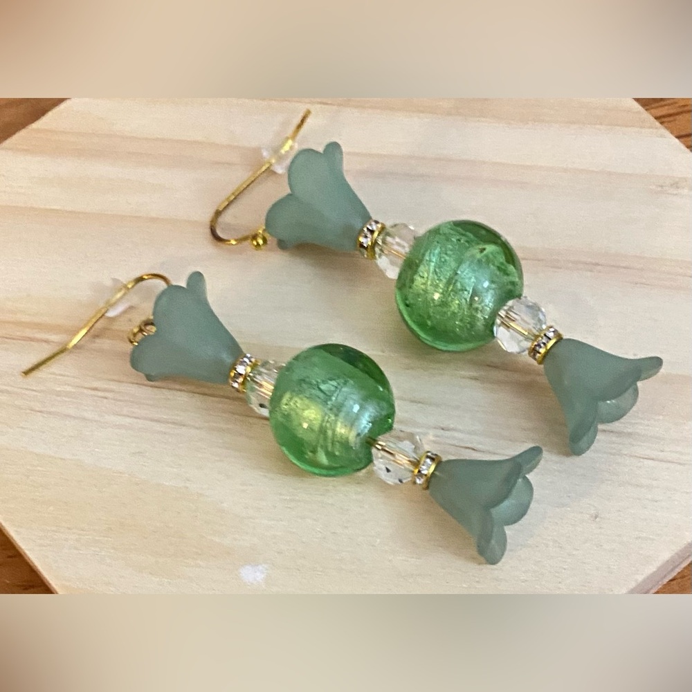 NEW!!! Glass & acrylic bead earrings